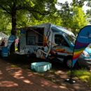 Promobus der Bücherhallen auf Straßenfest