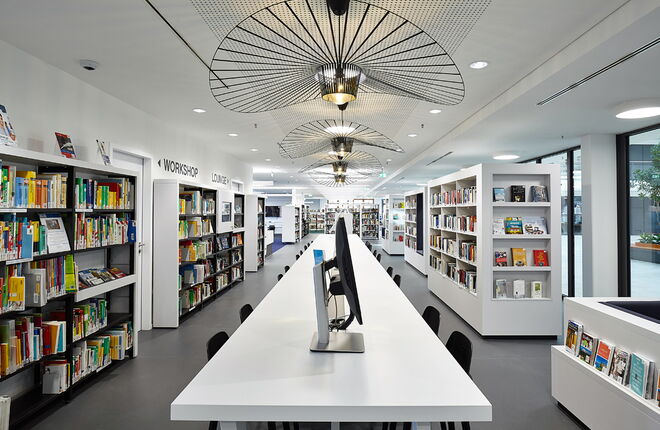 Außenansicht Bücherhalle Volksdorf