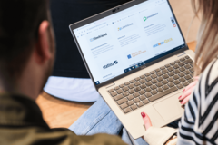 eBuecherhalle auf Laptop