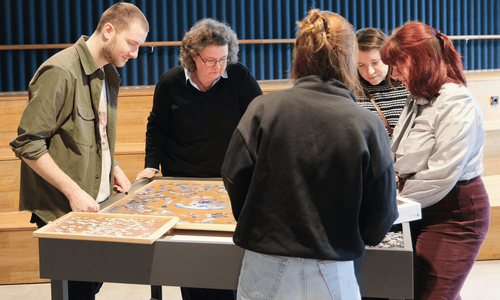 Puzzle in der Zentralbibliothek