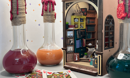 Abbildung von verschiedenen Requisiten für das Escape Game