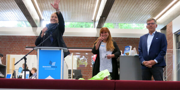 Festakt in der Bücherhalle Bramfeld