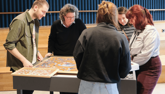 Puzzle in der Zentralbibliothek