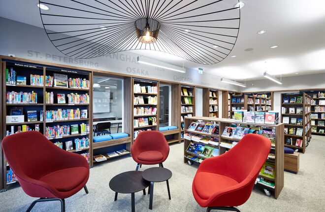 Innenansicht Bücherhalle Osdorfer Born