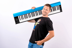 Olli Ehmsen mit Keyboard