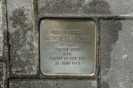 Stolperstein für Bücherhallenmitarbeiterin Hedda Guradze