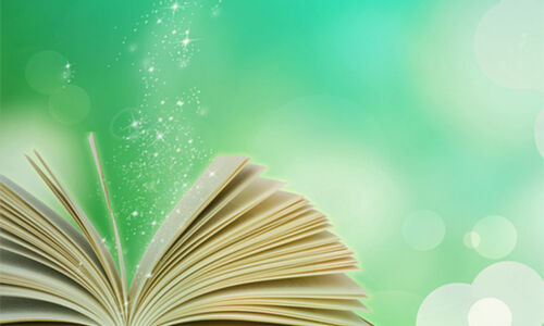 Aufgeschlagenes Buch mit Hintergrund