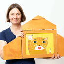 Annette Huber mit Kamishibai