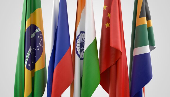 Flaggen der BRICS Staaten, Brasilien, Russland, Indien, China und Südafrika