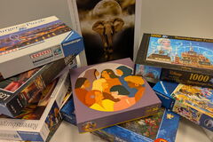 Stapel mit Puzzles
