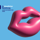 Rote Lippen auf blauem Hintergrund