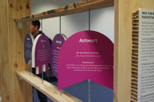 Foto von der Ausstellung "Laut statt still"