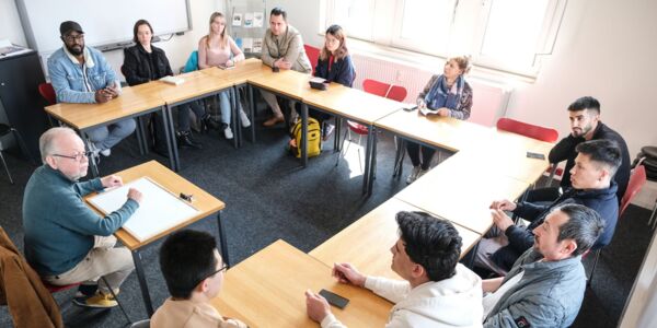 Dialog in Deutsch Gesprächsgruppe