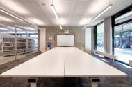 Gruppenraum mit Smartboard