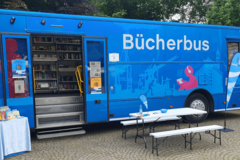 Bücherbus von außen.
