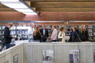Gäste bei der Wiedereröffnung der Bücherhalle Bramfeld