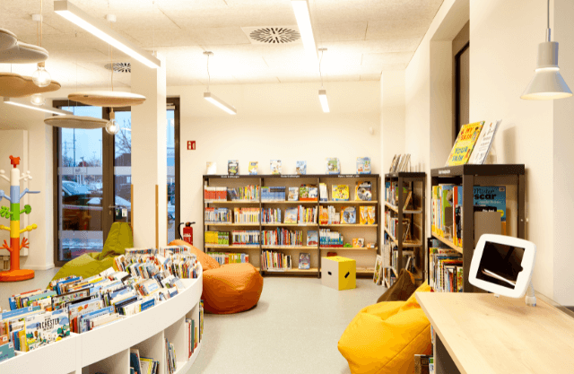 Innenansicht Bücherhalle Jenfelder Au