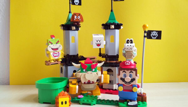 Lego Super Mario