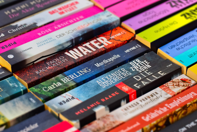 Bücher, Buchrücken